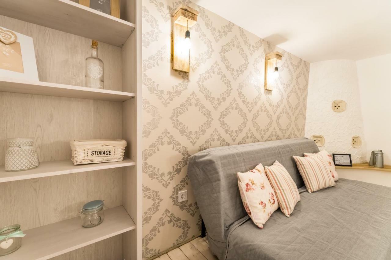 Bpr Vintage Garden Apartment With Terrace & Sauna Budapest Luaran gambar