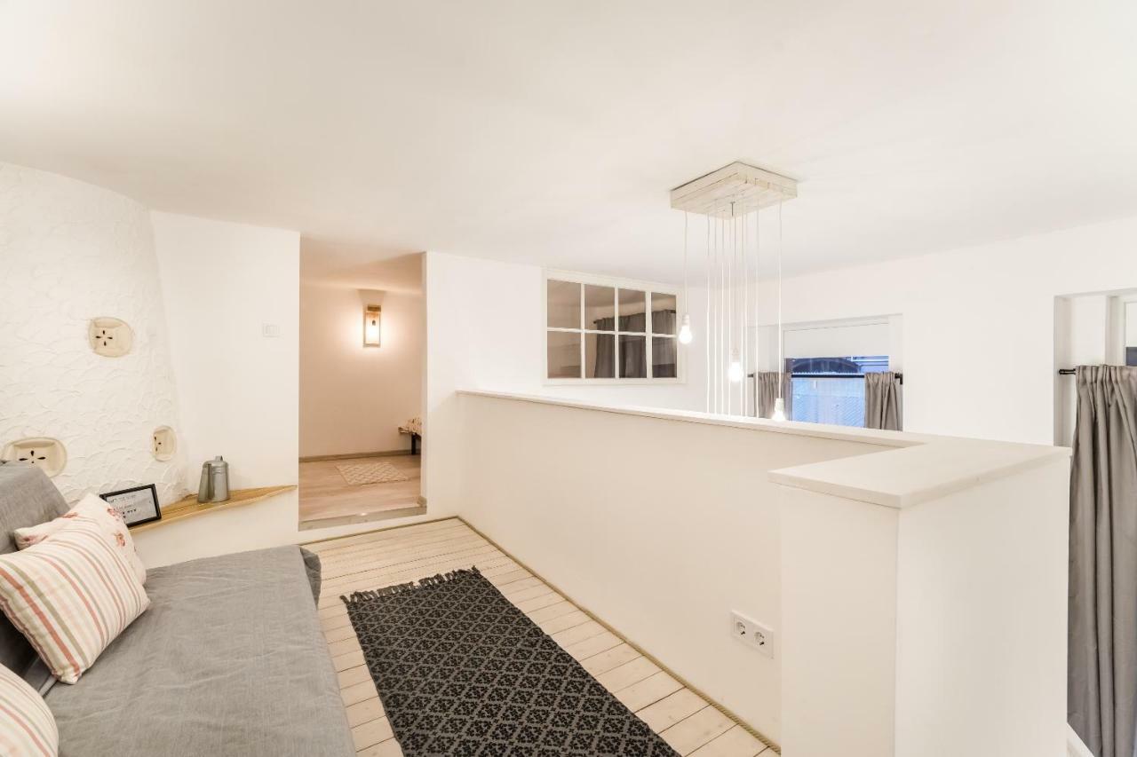 Bpr Vintage Garden Apartment With Terrace & Sauna Budapest Luaran gambar